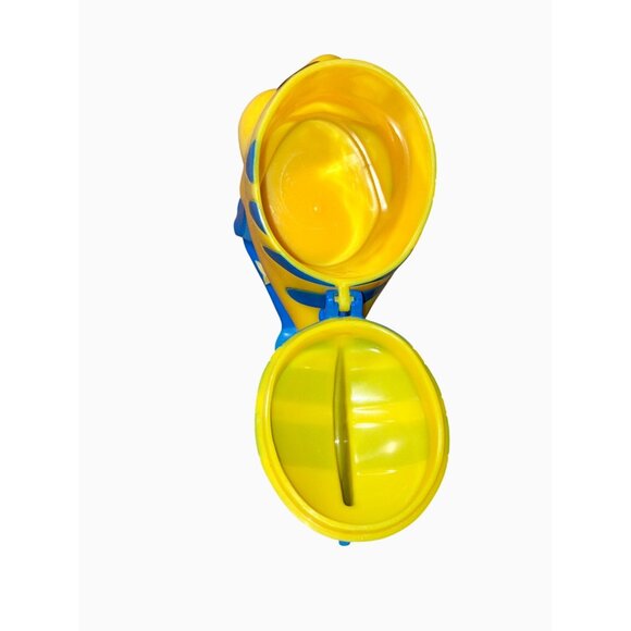 Disney Flounder Fish-Shaped Plastic Mug With Hinged Lid - Picture 10 of 13